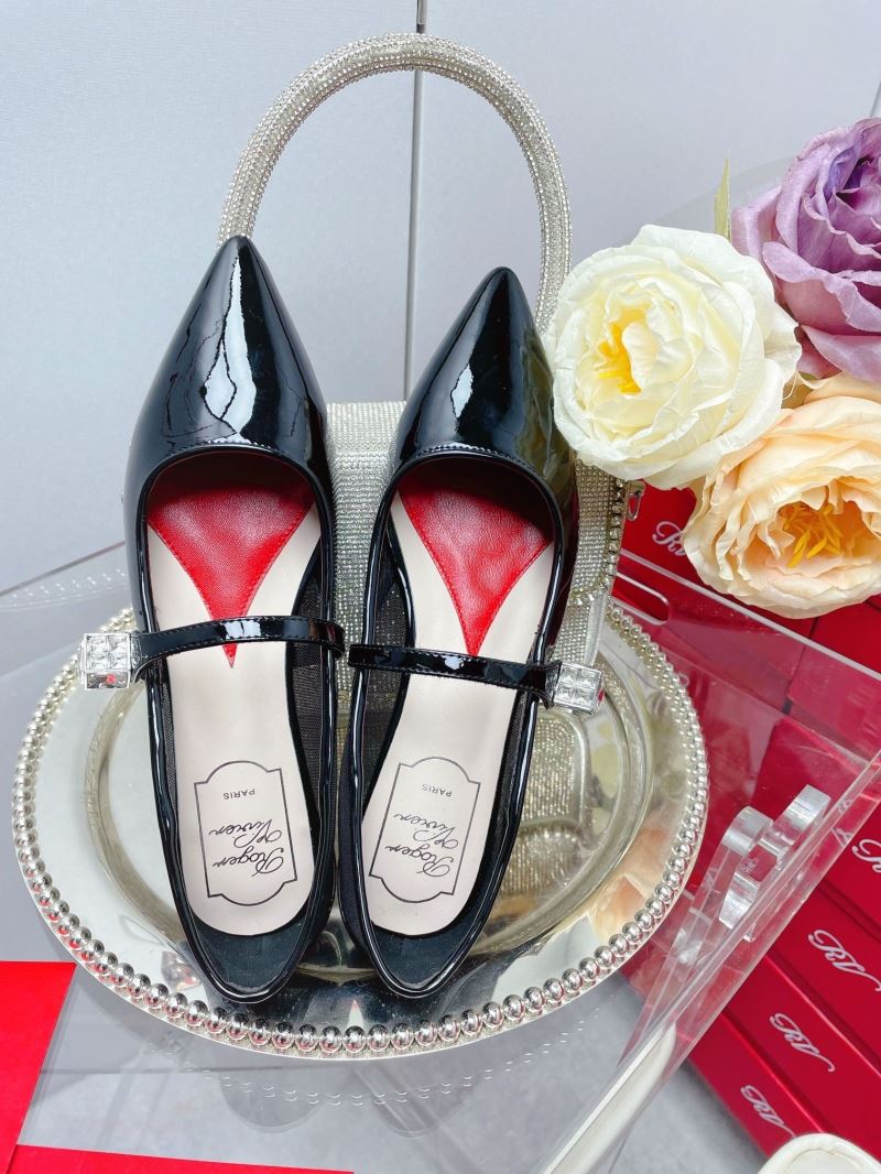 Roger Vivier flat shoes